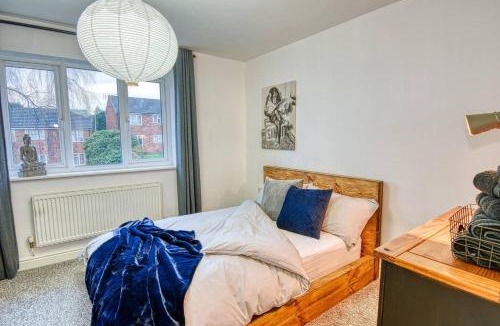 Dudley House | Gornal Dudley-2bed-Contractor &Long stay -Parking