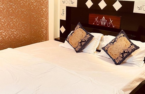 Bhadrak Hotel | Goroomgo Gate Way Bhadrak Bhubaneswar