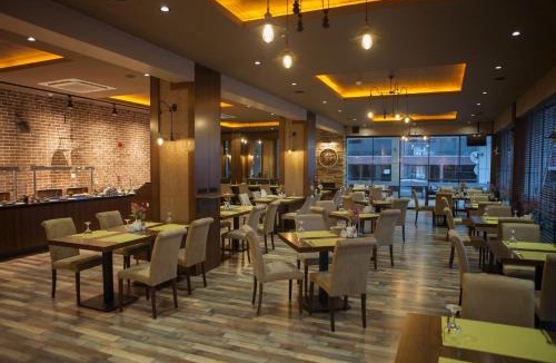Nilufer Hotel | Gorukle Oruc Hotel