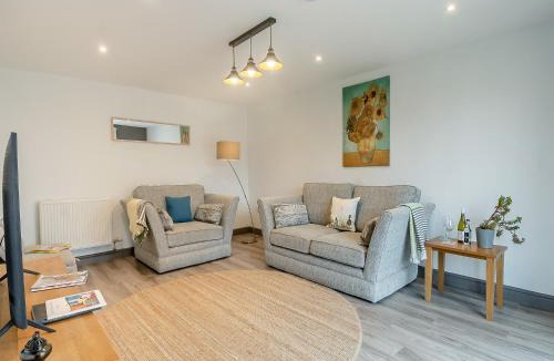 Norwich House | Gosling Barn
