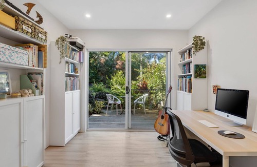 Marcus Beach House | Gossamer Retreat