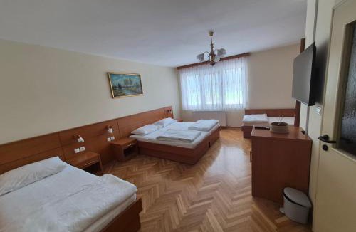 Gabrovcec House | Gostišče Krka