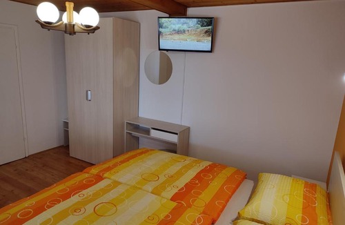 Gorenja vas-Poljane House | Gostilna Pension Blegoš