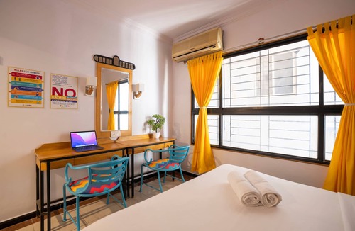 Gandhi Nagar Hostel | goSTOPS Bengaluru Gandhi Nagar Majestic.