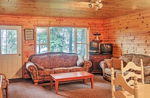 Gould City House | Gould City Lakefront Hideaway w/Dock & Rowboat!
