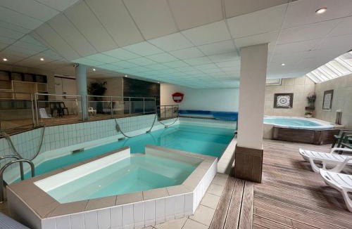 Eaux-Bonnes Apartment | Gourette : Studio Duplex 7 pers, Piscine & WIFI - FR-1-859-9