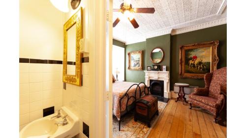Cimarron Hotel | Governors Room