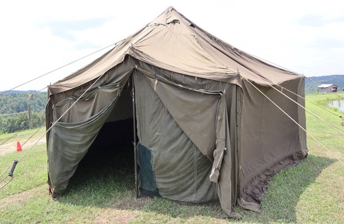 Lynx RV Rental | GP Military Tent - Custer