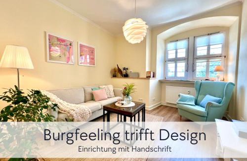 Schlitz Apartment | GRÄFIN MARTHA MARIA - stilvolles Apartment in der historischen Hinterburg Schlitz - mit Aufzug, Parkplatz, E-Ladestation & Garten - Fulda, Alsfeld, Bad Hersfeld 25-30 Min - Hunde willkommen