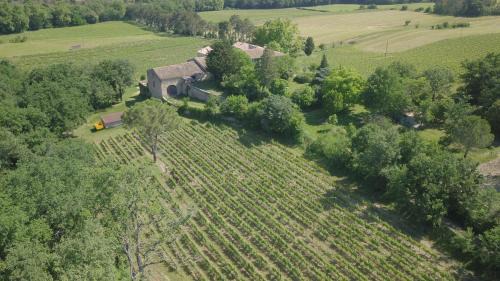Saint-Polycarpe House | Grès Vaillant