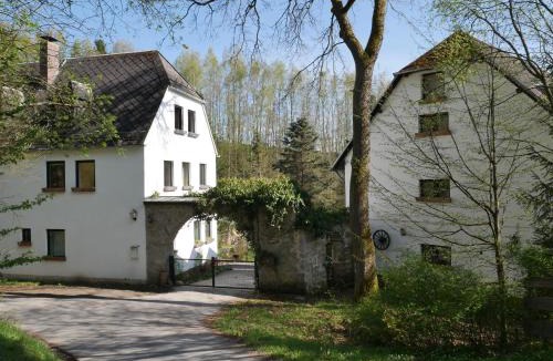 Brand House | Grünlasmühle