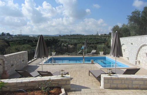 Asteri Villa | Villa with pool & beautiful views, quiet at the edge of the village Asteri