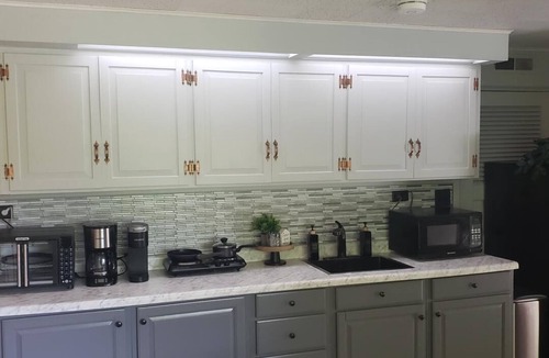 Mansfield Apartment | Grace Manor-secluded apartment on private estate. 1 Mile from all conveniences.