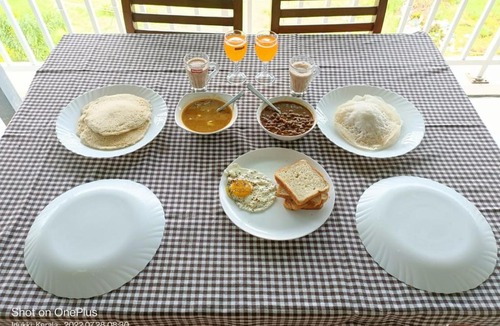 Kunchithanny House | Grace Munnar Resort