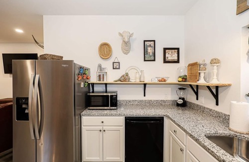Benton Cottage | Grace Point Cottage