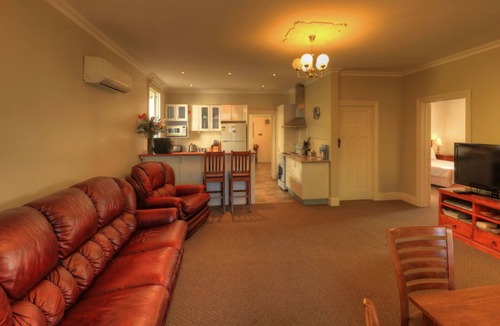 Smithton House | Grace's Spa Cottage