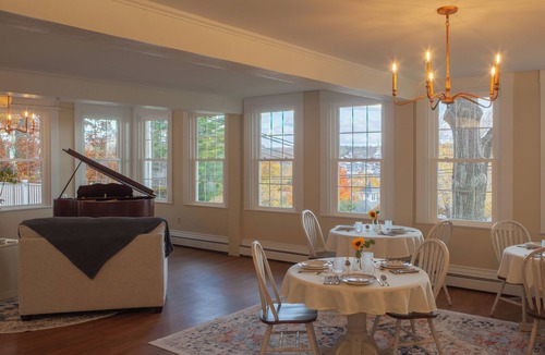 Newcastle Bed & Breakfast | Graceful and inviting, The Serenity Garden Suite No Cleaning Fee