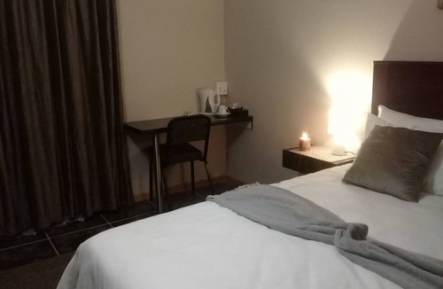 Komani Bed & Breakfast | Gracehouse B&B
