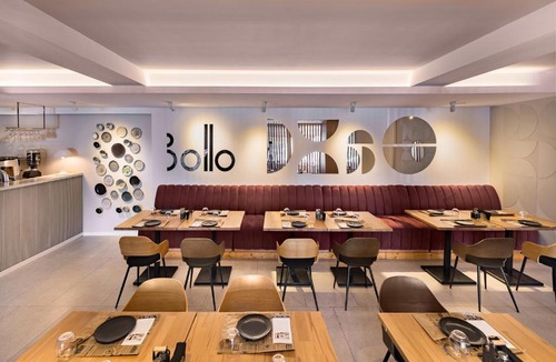 Dorobanti Hotel | Graffiti Hotel Rooftop - Central Location