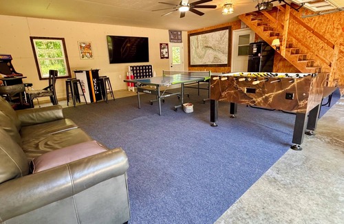 Michael House | Grafton Getaway @ Towering Pines with pond and Party Barn on 3 acre compound
