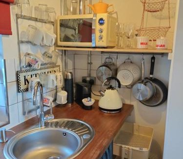 Molleston House | Grain Store Cottage