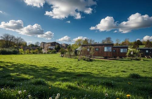 Saddleworth House | Grains Bar Hotel