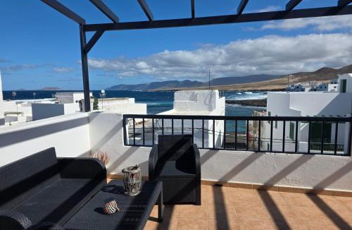Caleta de Caballo Apartment | Gran terraza con muy bonitas vistas