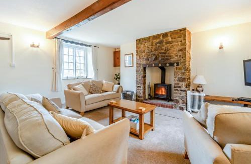 Chittlehampton House | Granary Cottage - E5634