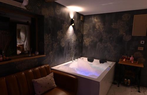 Dolenjske Toplice Villa | Granary SPA - Cabin with Pool, Sauna & Jacuzzi