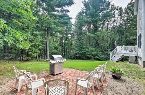 Granby House | Granby Home w/Deck < 1/2 Mi to Aldrich Lake!