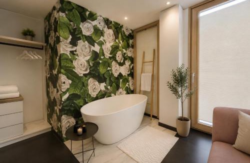 Roiano-Gretta-Barcola-Cologna-Scorcola Apartment | Grand Apartment Sissi