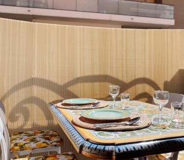 Saint-Sylvestre Apartment | Grand Appartement à Nice avec Parking