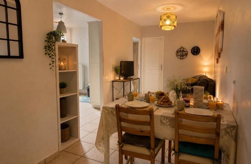 Cergy Apartment | Grand appartement 4 chambres - grande terrasse - Cergy Centre