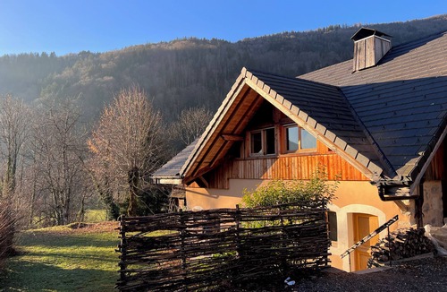 Dingy-Saint-Clair Ski Chalet | Grand Chalet Plein de Charme, Proche D'annecy et du Lac, au Pied du Parmelan