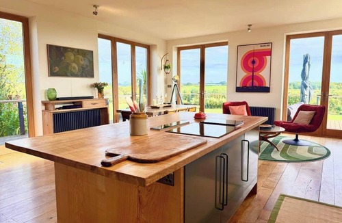 Black Torrington House | Grand Chapel with Views in Peaceful Devon Hills