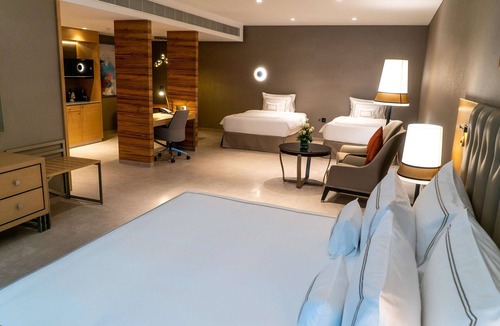 Al Barsha 1 Hotel | Grand Cosmopolitan Hotel