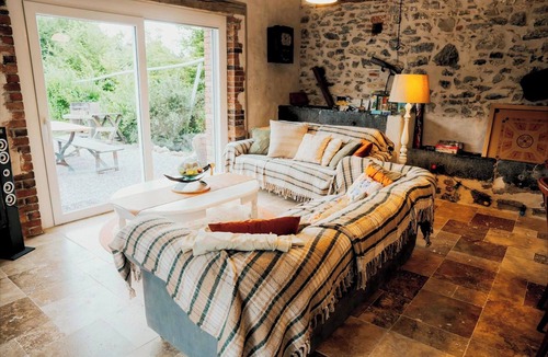 Beaufort Other | Grand gîte - LA SOURCE DE NOS RACINES - FARMHOUSE IN THE HEART OF AVESNOIS