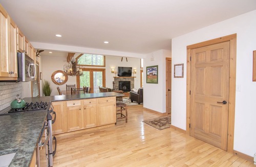 Hillcrest House | Grand Getaway in Historic Lake Placid! Walk to shops, breweries, etc.