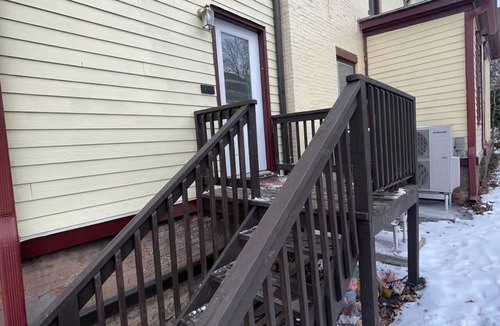 Seneca Falls Apartment | Grand Historic Downtown Apartment