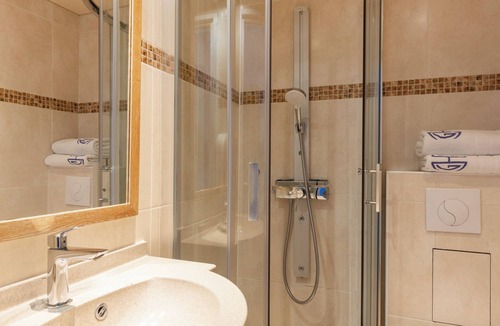 12th Arrondissement Hotel | Grand Hotel Dore