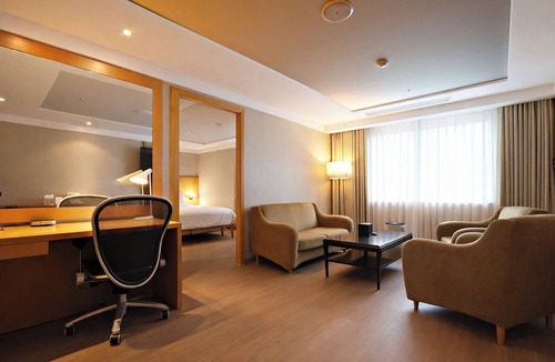 Beomeo-dong Hotel | Grand Hotel