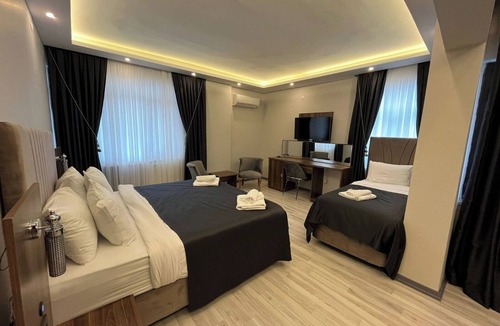 Cinarcik Hotel | Grand Krone Hotel