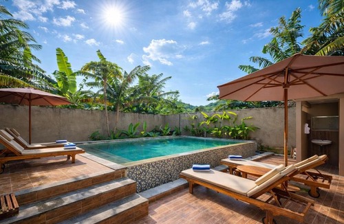 Kuta Hotel | Grand Kuta Hotel Lombok - Pool - 43 inch Google TV - Strong 60Mbps WiFi - New Enhanced Management