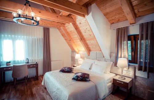 Jezerce House | Grand Lakes 2