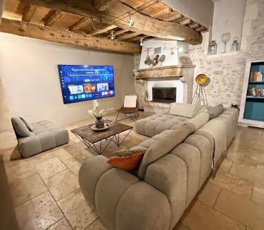 Tarascon Villa | Grand Mas