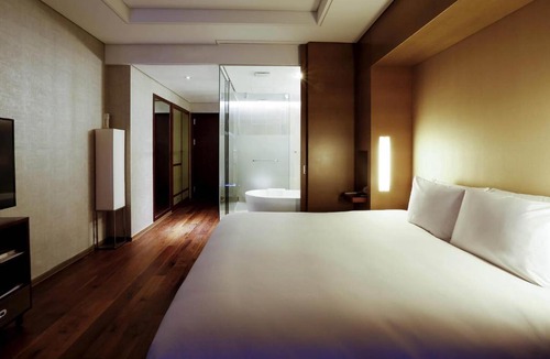 Changwon Hotel | Grand Mercure Ambassador Changwon