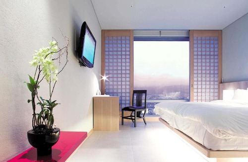 Changwon Hotel | Grand Mercure Ambassador Changwon