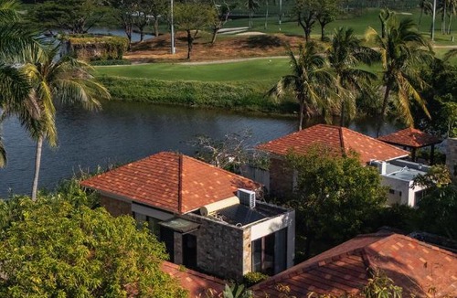 Jiyang Resort | Grand Metropark Villa Resort Sanya Yalong Bay