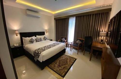 Loralai District Hotel | Grand Mongolia Hotel