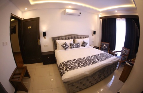 Loralai District Hotel | Grand Mongolia Hotel
